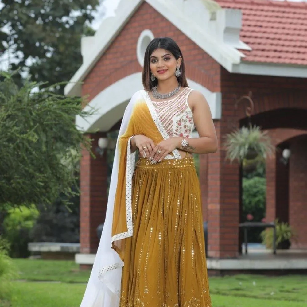 BEAUTIFUL READY TO WEAR FULL STITCH GWEORGETTE SEQUENCE EMBROIDERY WORK LEHENGHA - Picture 3 of 7
